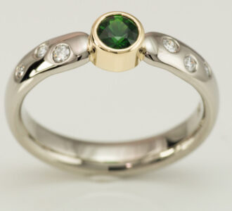 Tsavorite-Garnet-Diamond-Ring-4