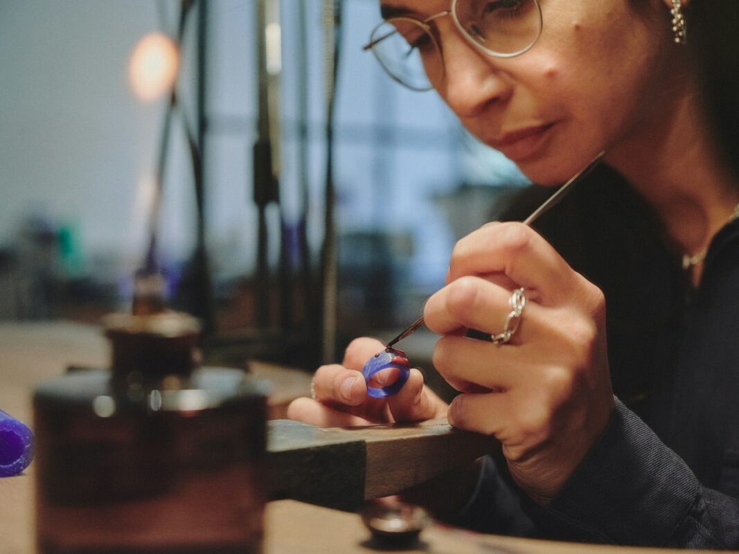 Custom Jewelry Makers