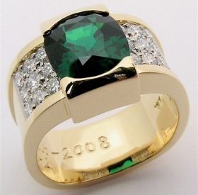 Tsavorite-Garnet-Diamond-Ring-4-2